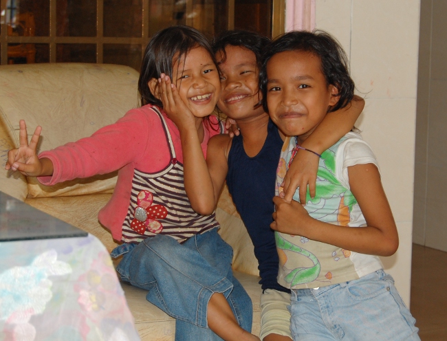 Smiling kids in Cambodia