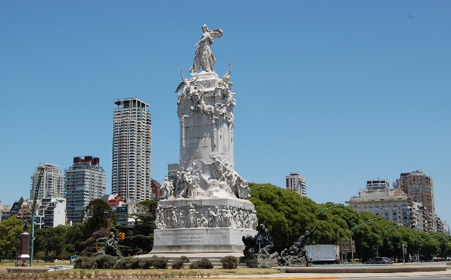 Statue en Palermo, Buenos Aires, Argentina Statue en Palermo, Buenos Aires, Argentina