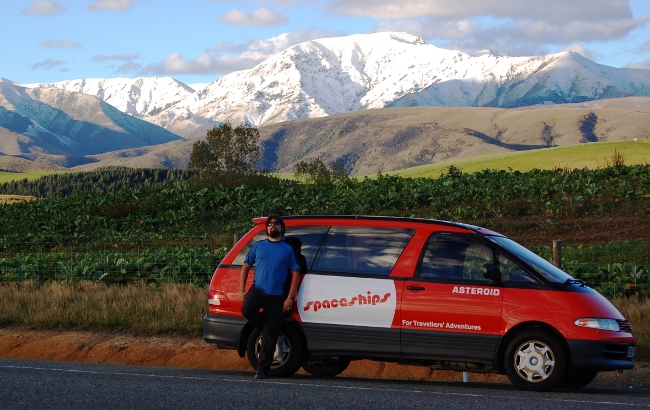 The best way to get around New Zealand-by SpaceShip