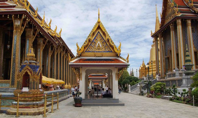 Grand Palace and Temple of the Emerald Buddha-Bangkok Grand Palace and Temple of the Emerald Buddha-Bangkok