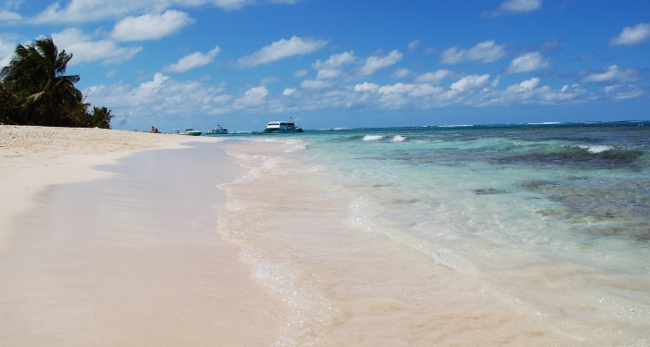 Beach Shot at Culebra Island, Puerto Rico (4)