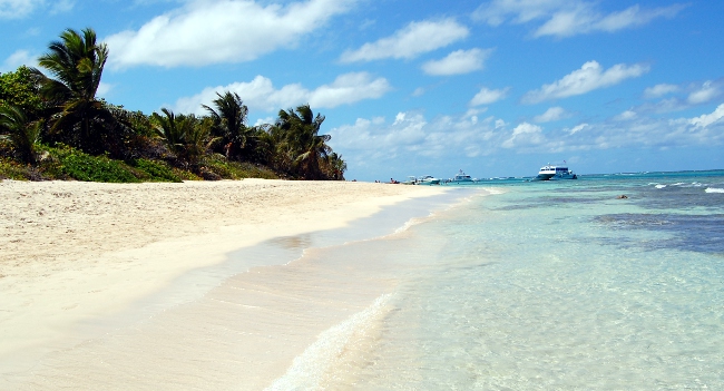 Beach Shot at Culebra Island, Puerto Rico (5)