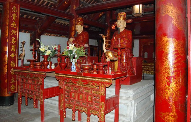 Statue of Confucius in the Temple of Literature, Hanoi, Vietnam
