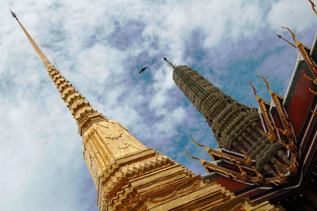 Chedis at Grand Palace in Bangkok, Thailand Chedis at Grand Palace in Bangkok, Thailand